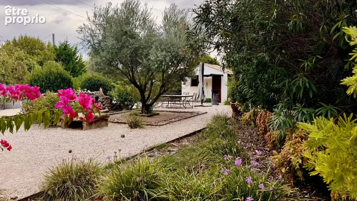 Maison 6 pièces 153 m² à vendre à Saint-Saturnin-Les-Avignon (84450) - photo 5