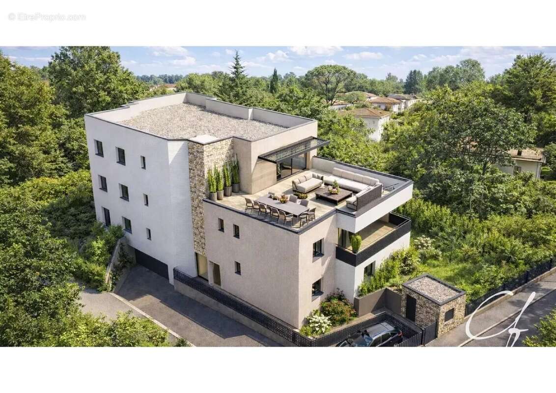 Appartement à FREJUS