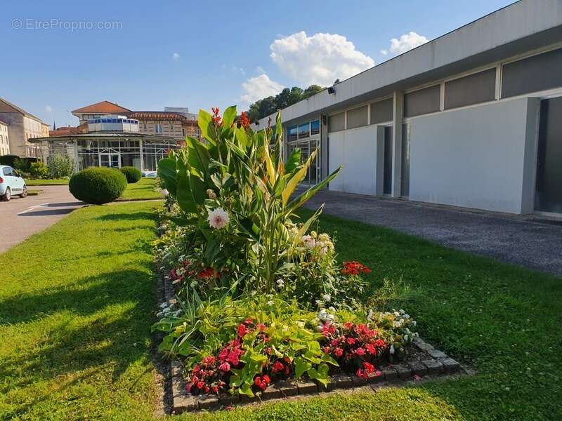 Appartement à CONTREXEVILLE