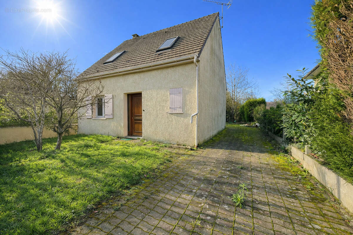 Maison à NEUILLY-EN-THELLE