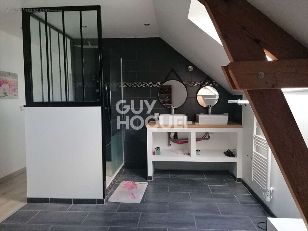 Maison à PLEUGUENEUC