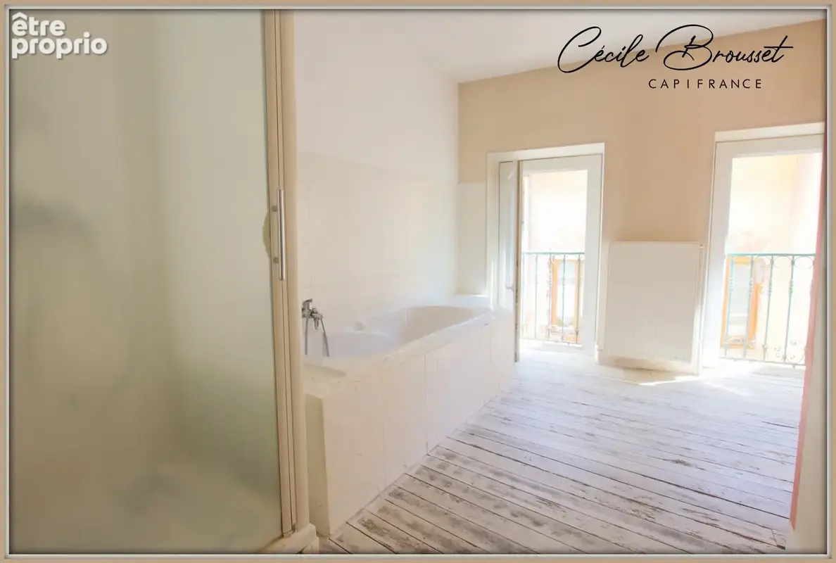 ARLES-SUR-TECH (66150) – Maison de village 5 pièces rénovée avec cour intérieure et possibilité de terrasse - photo 15