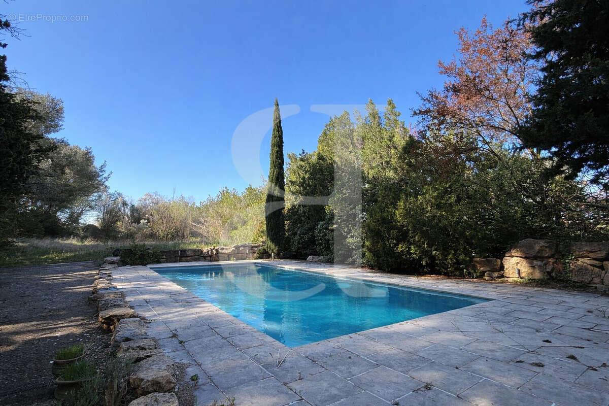 Maison à VAISON-LA-ROMAINE