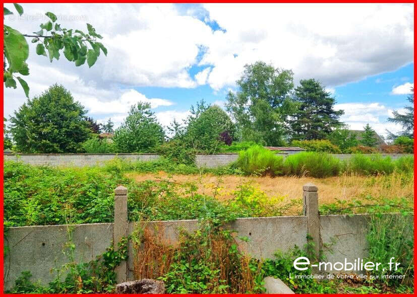 Maison à POUILLY-LES-NONAINS