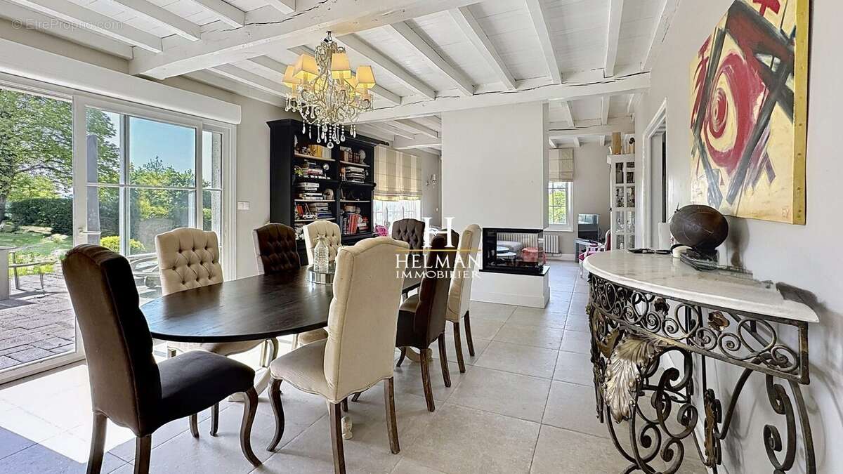 Maison à THIEMBRONNE