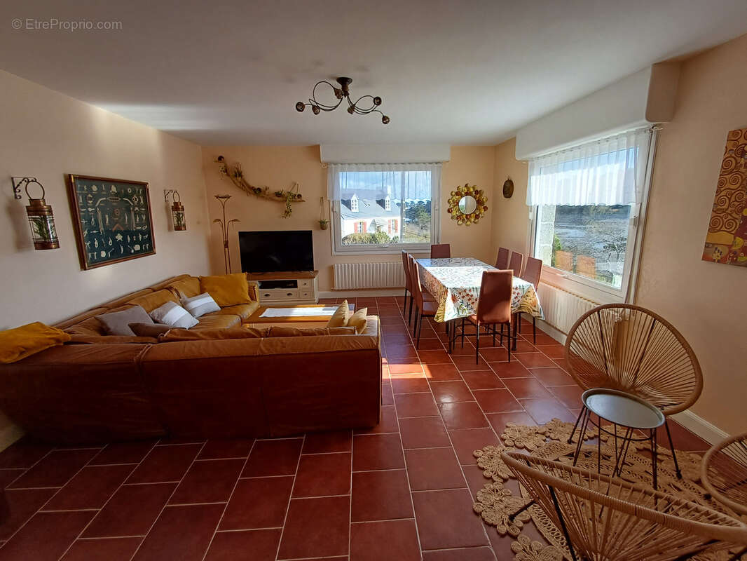 Maison à PLOUGASNOU