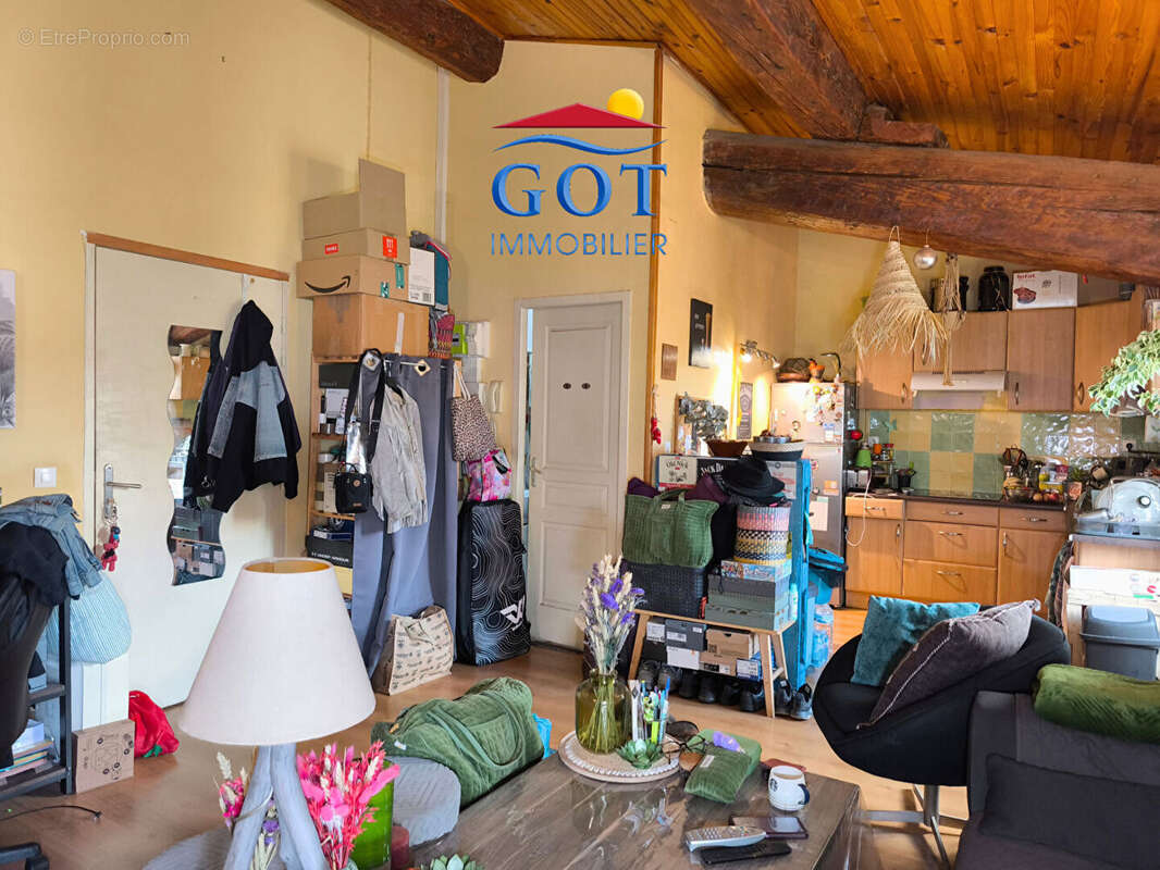 Appartement à SAINT-LAURENT-DE-LA-SALANQUE