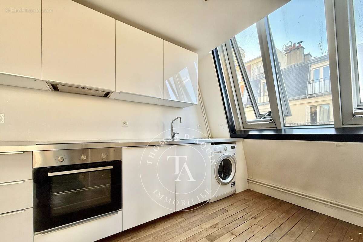 Appartement à PARIS-15E
