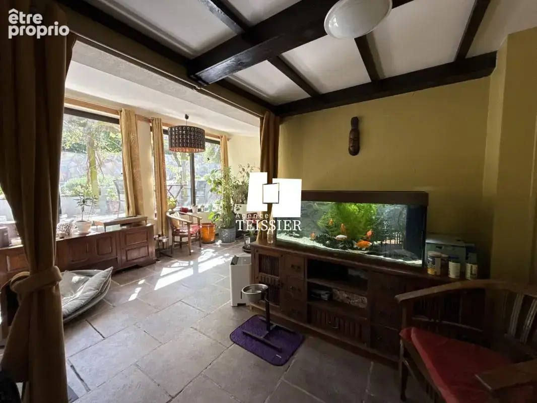 Maison familiale avec piscine à Chambonas - 182 m² - photo 9