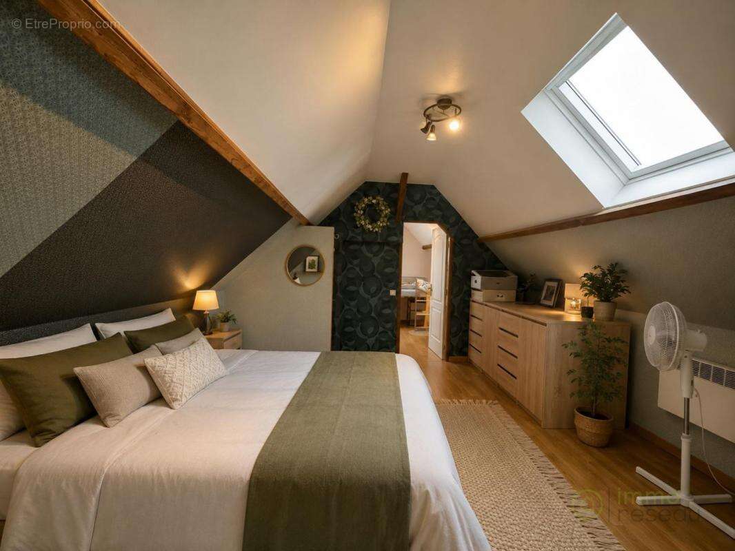 Maison 86 m² à Combles  - photo 7