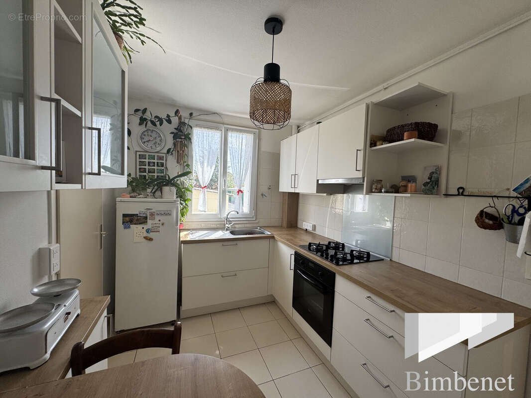 Appartement 60 m² à Fleury-Les-Aubrais  - photo 2