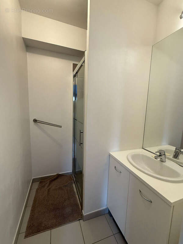 Appartement à MARSEILLE-3E