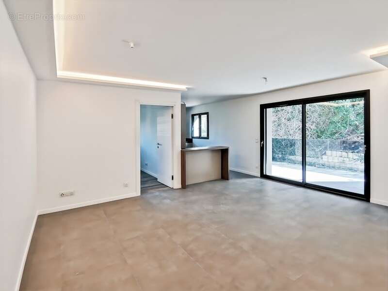 Appartement à NEUVECELLE