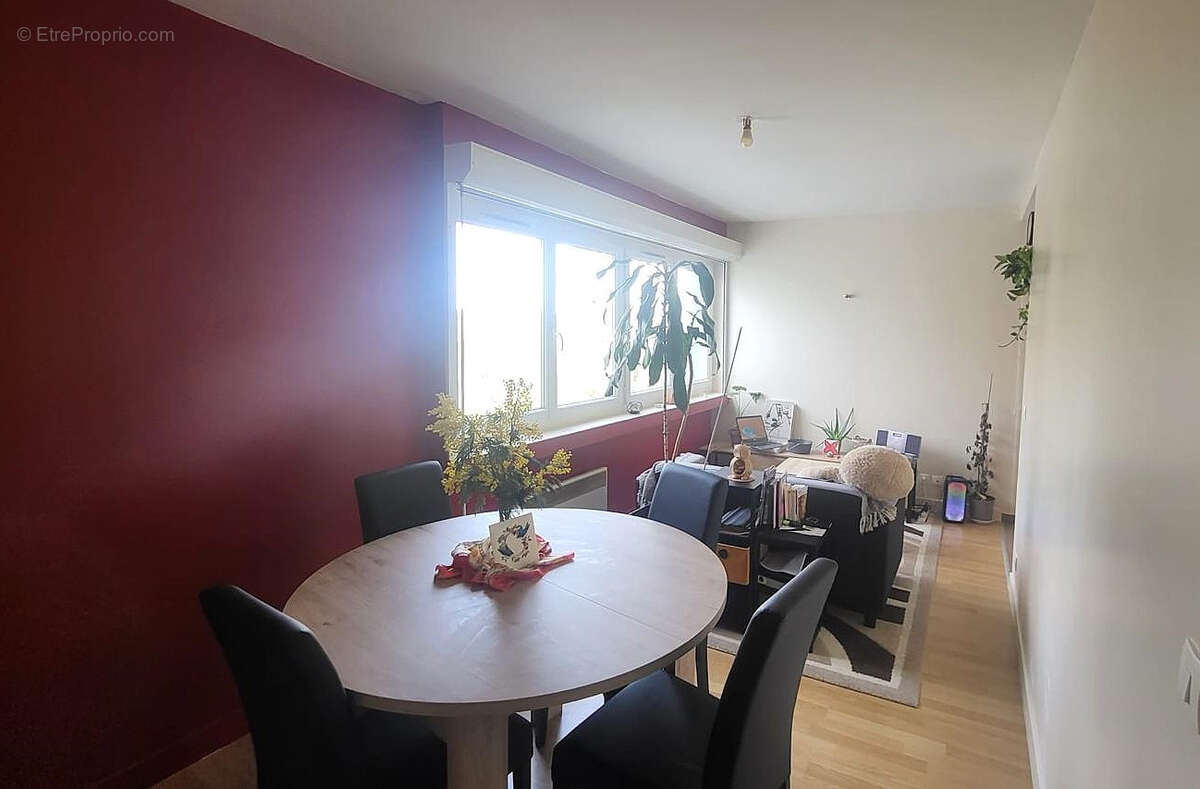 Appartement à LA FERTE-GAUCHER