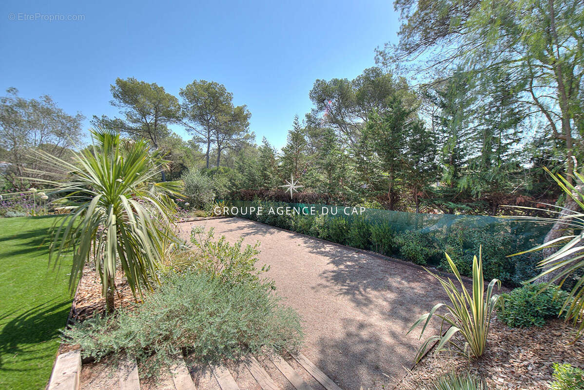 Maison à SAINT-RAPHAEL