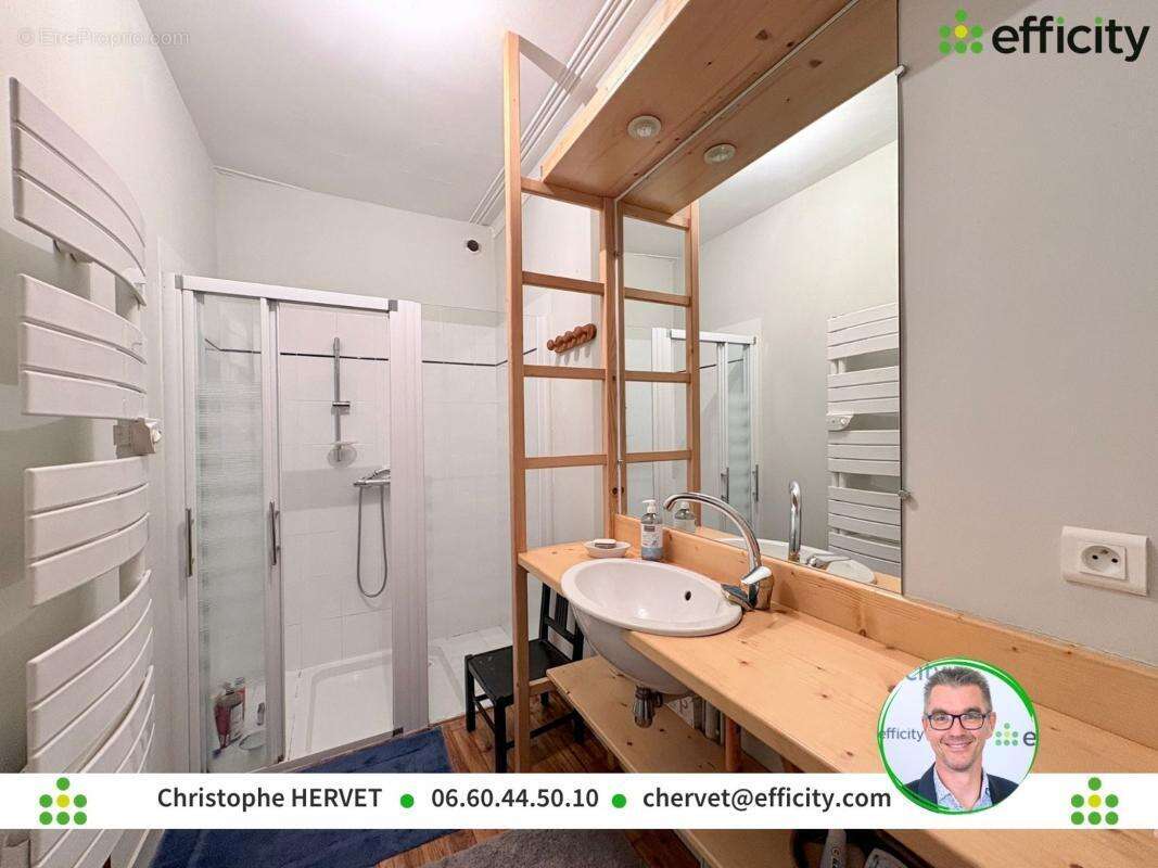 Maison 210 m² à Vindelle  - photo 13
