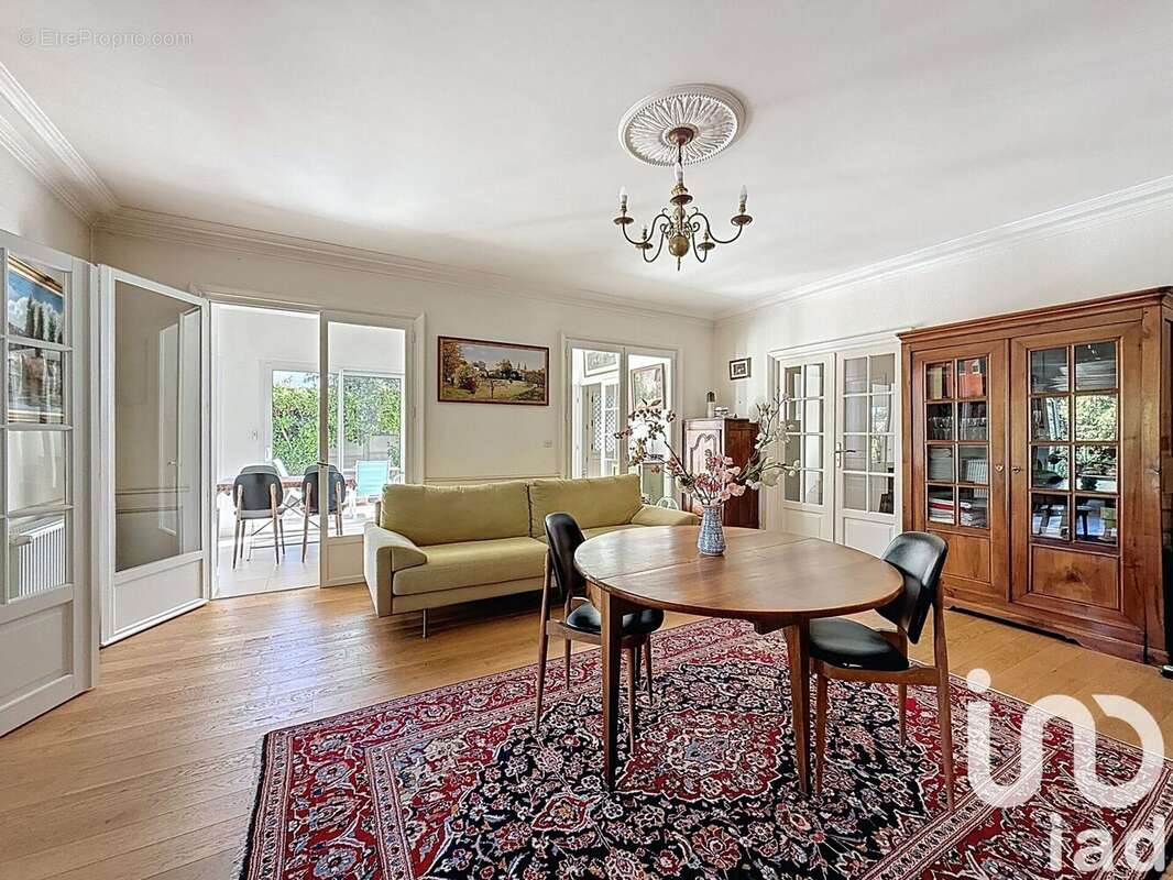 Photo 3 - Maison à POISSY