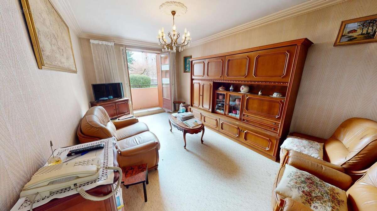 Photo 2 - Appartement à VILLEURBANNE