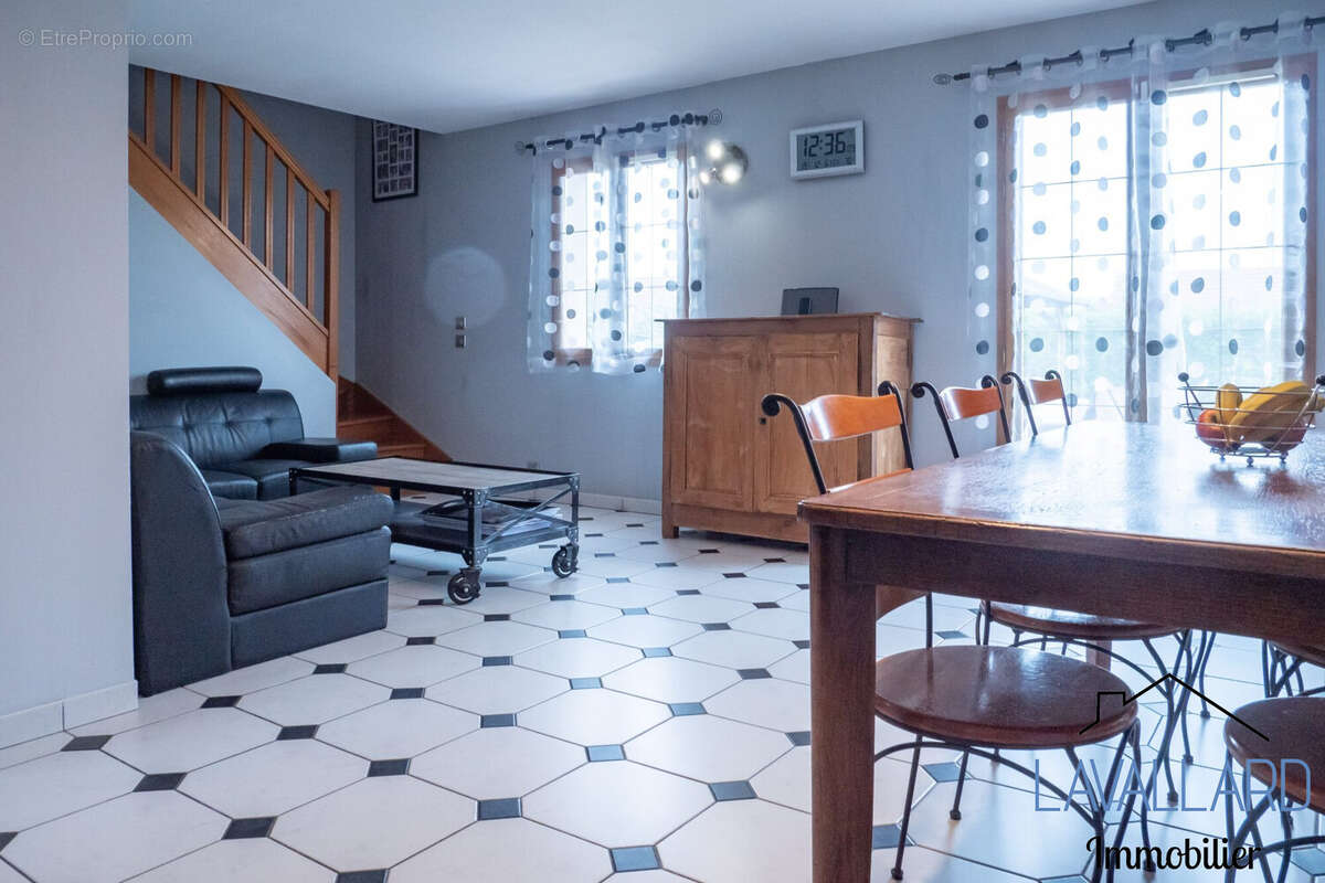 Maison 116 m² à Corbie  - photo 4
