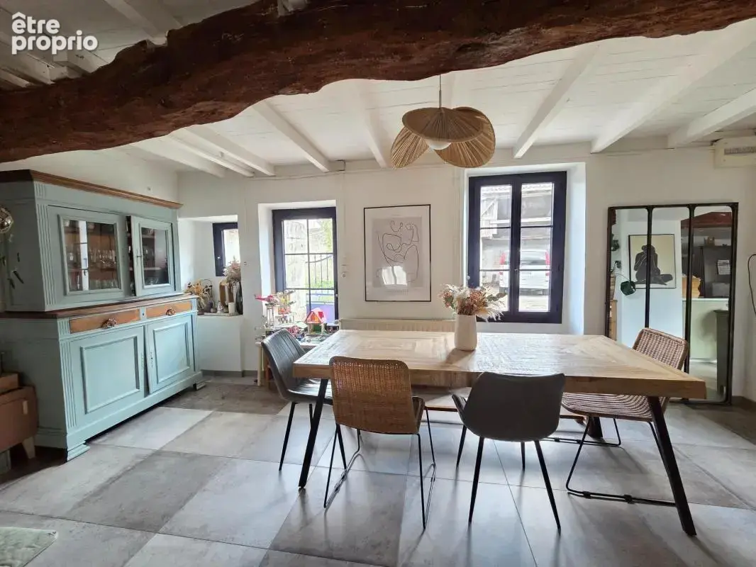 Maison charentaise avec vie de plain-pied possible, 3 chambres, dépendances et jardin clos à Saint-Jean-d’Angély - photo 3