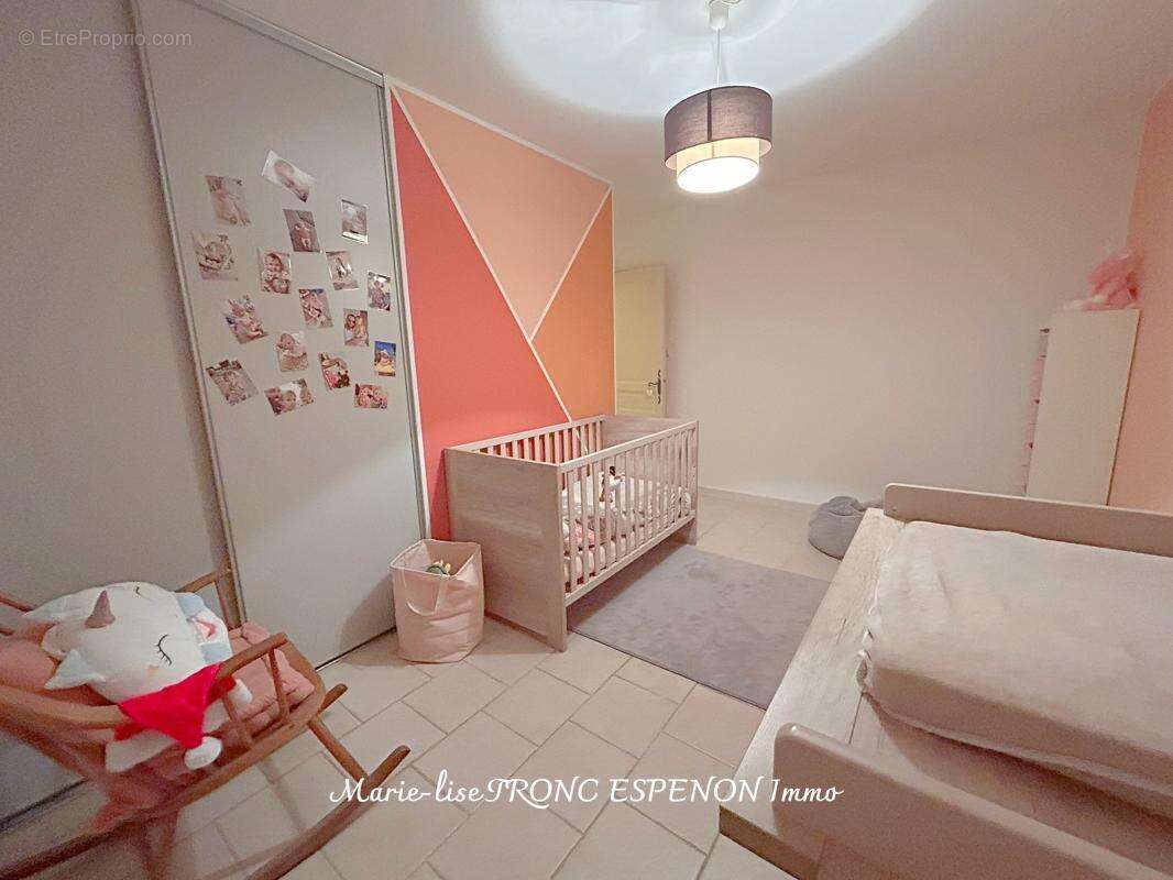 Maison à PERNES-LES-FONTAINES