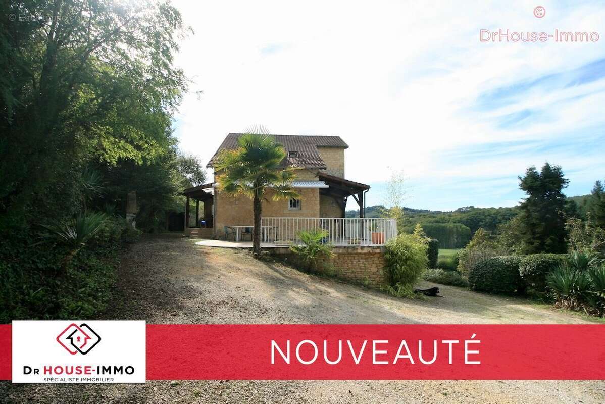 Maison à SAINT-LEON-SUR-VEZERE