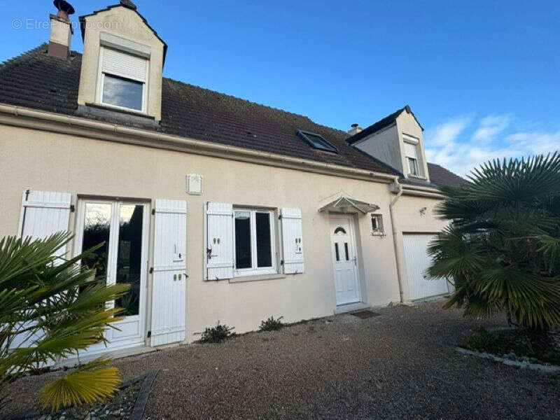 Maison à LAMORLAYE