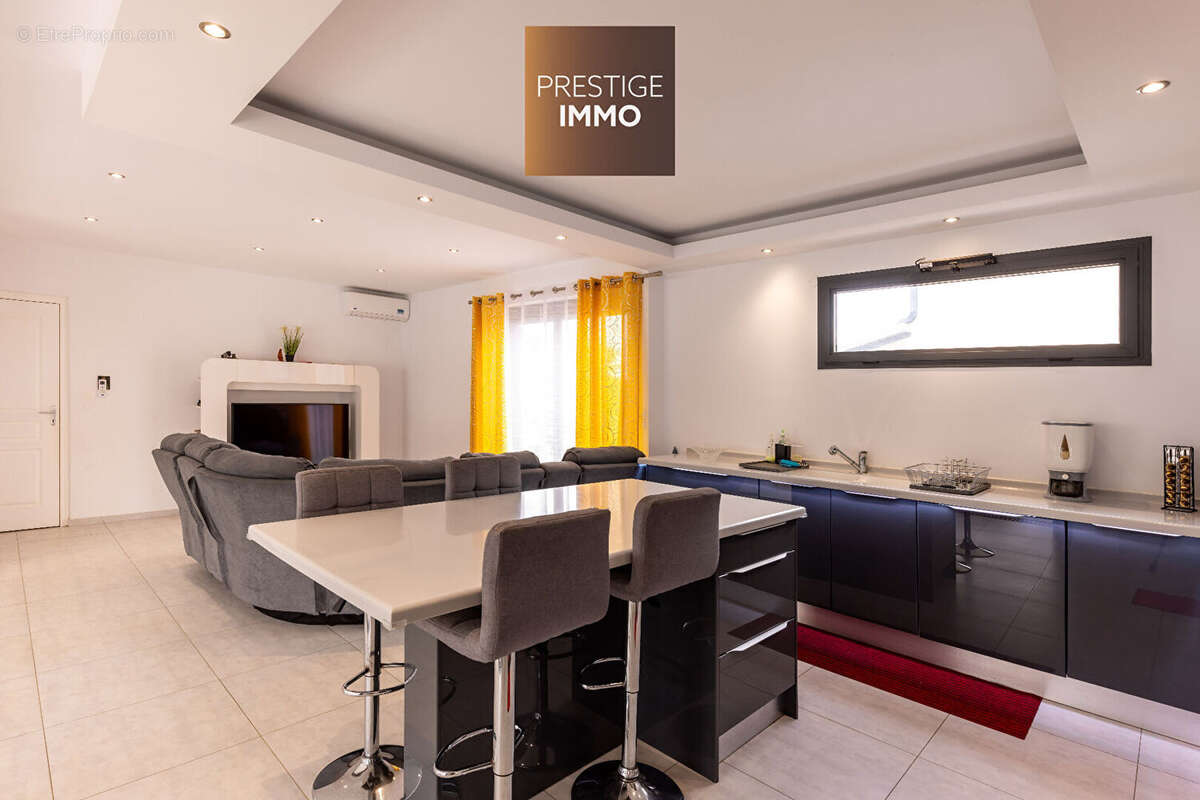 Maison à SAINT-LOUIS