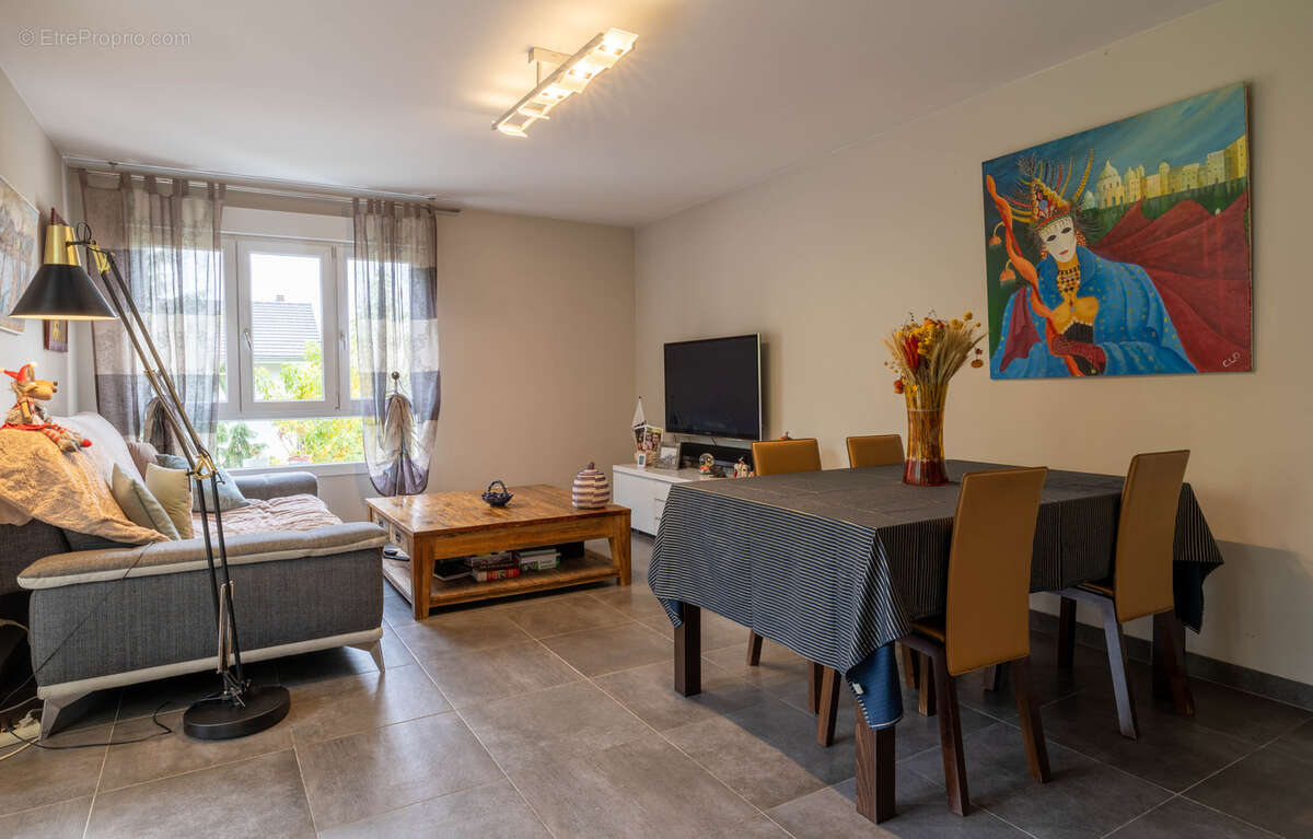 Appartement à SAINT-CERGUES