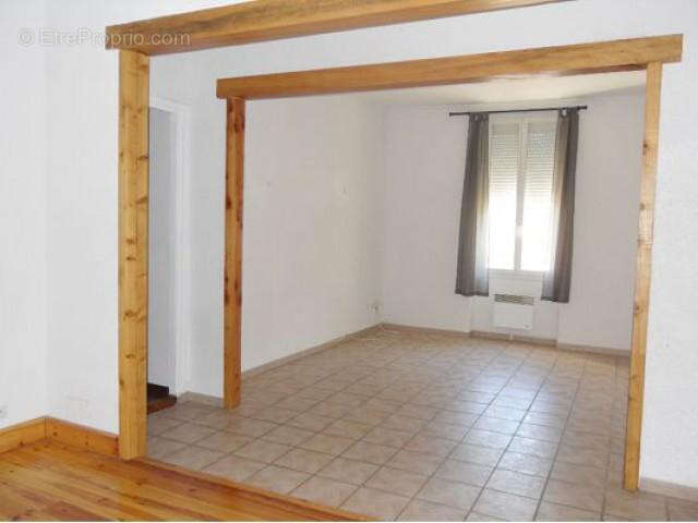 Appartement à SAUVIAN