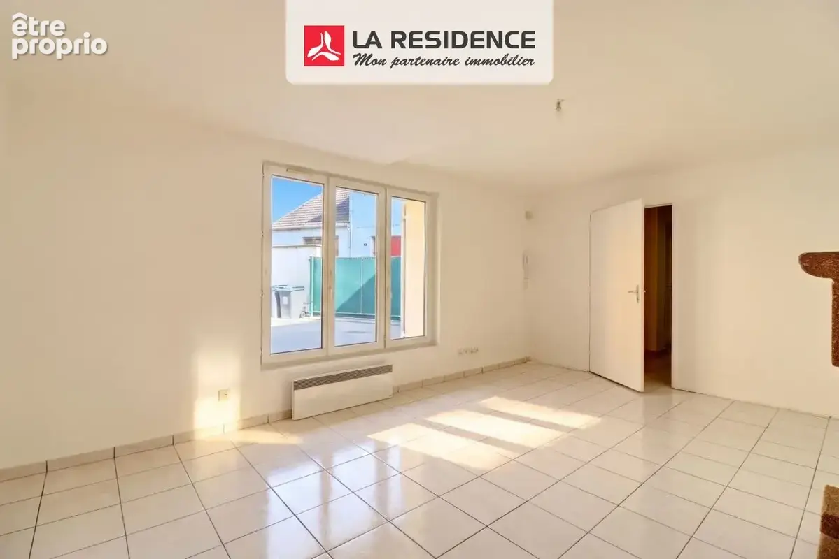 Appartement 3 pièces 56 m² à vendre à Chanteloup-Les-Vignes (78570) - photo 3