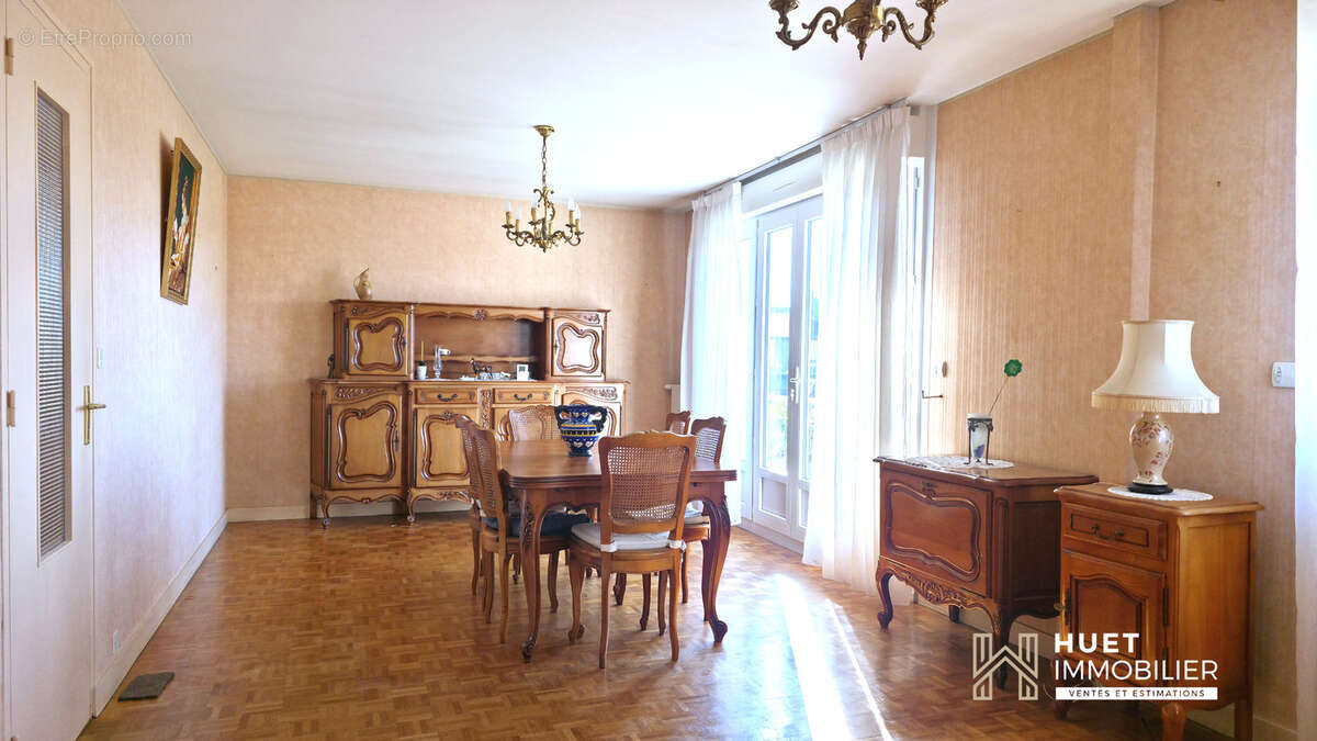 Maison à BRUZ