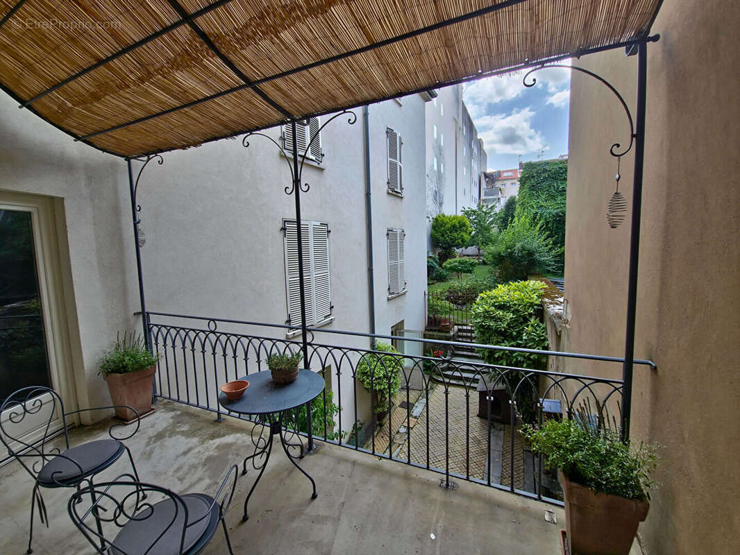 Bien d'exception à deux pas de la place Stanislas - 313m² avec jardin et dépendances - photo 5