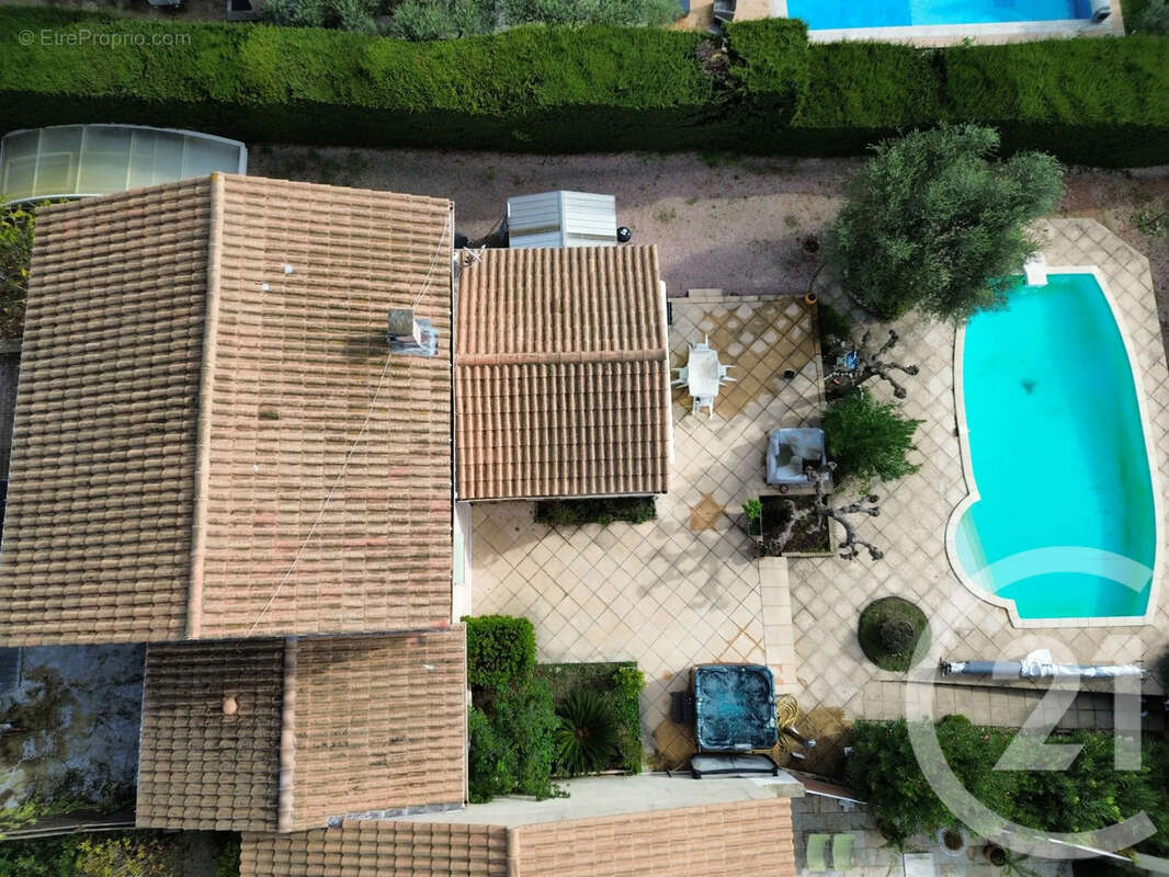 Maison à CHATEAURENARD