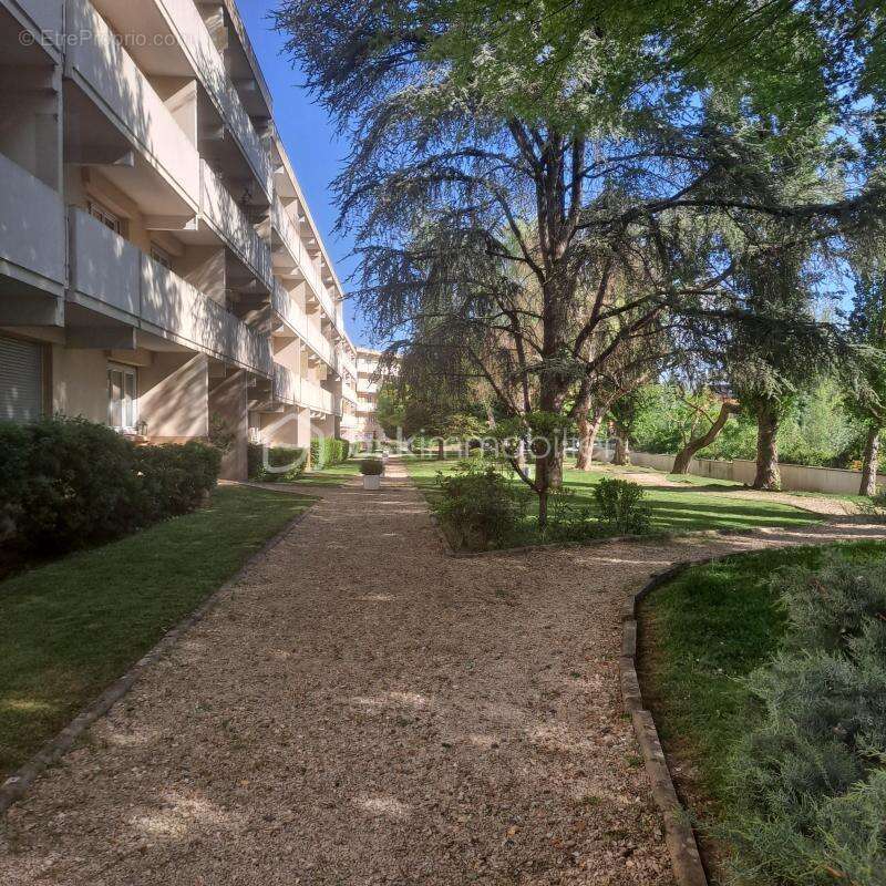 Appartement 3 pièces 47;63 m²- rez-de-chaussée-Activité libérale - photo 9