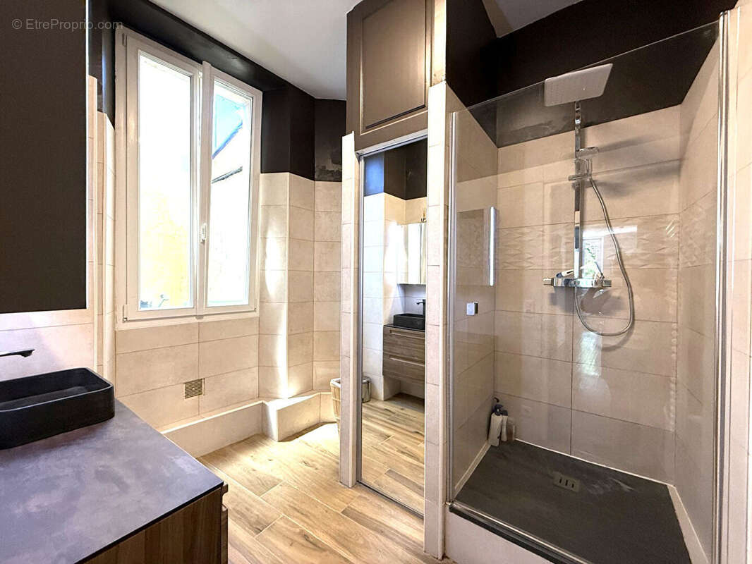 Appartement à AIX-LES-BAINS