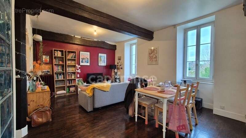 Appartement à vendre 2 pièces - Caves et Grenier à ETAMPES (91) - photo 2