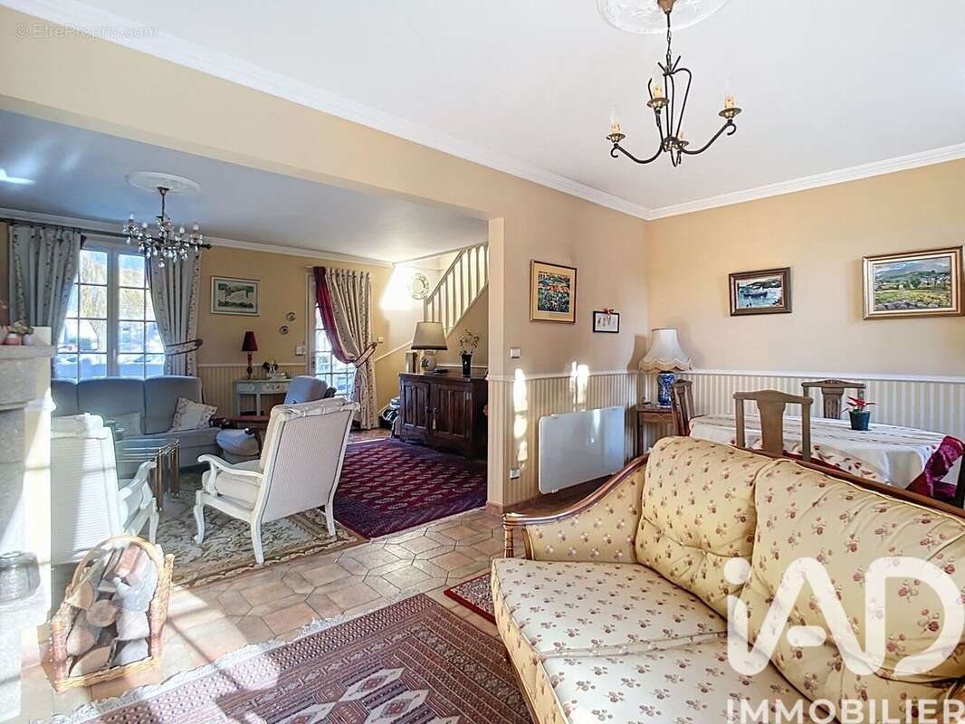 Photo 6 - Maison à CHEVRY-COSSIGNY