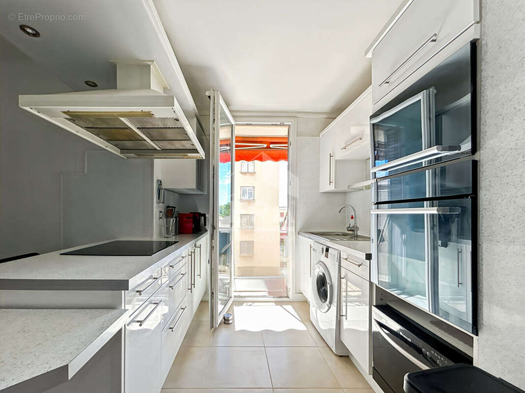 Appartement à MARSEILLE-13E