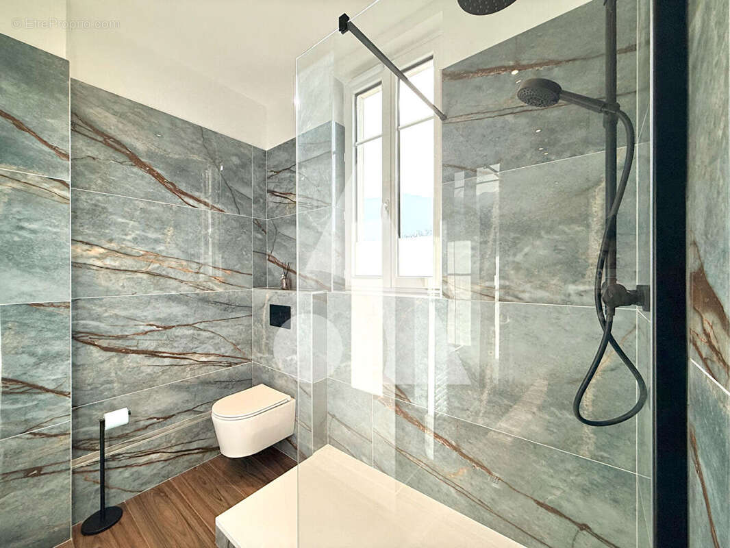 Appartement à AIX-LES-BAINS