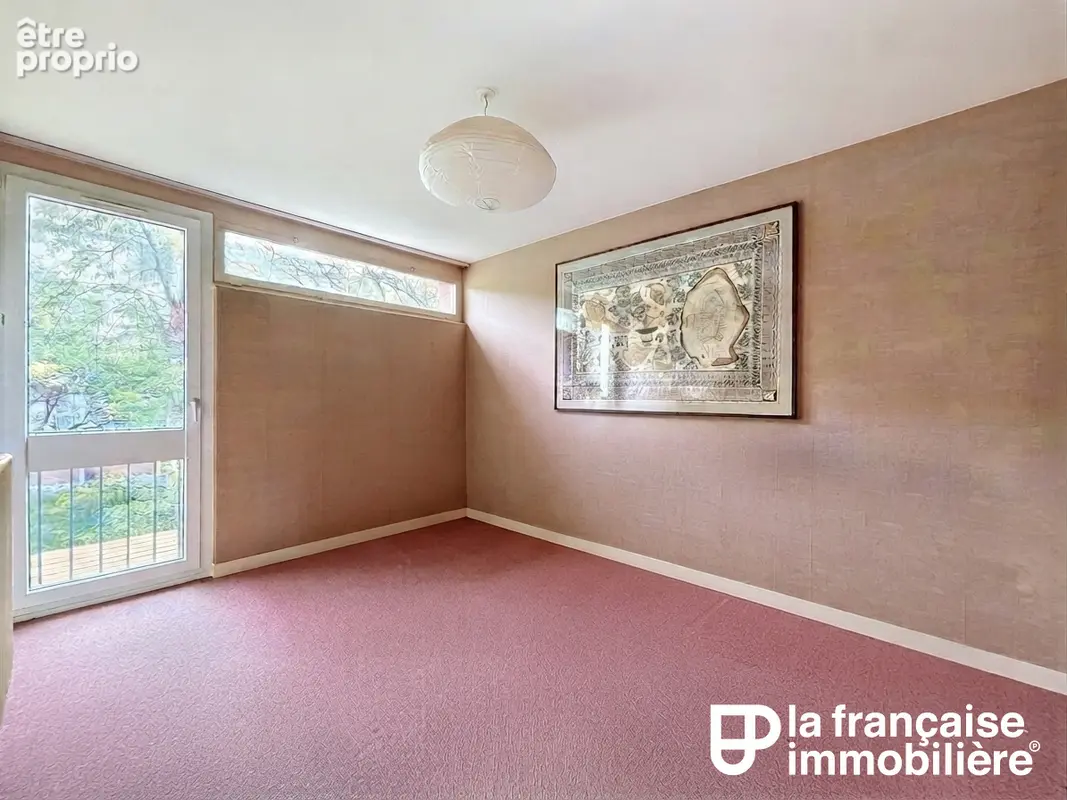 Appartement Rennes 8 pièces 123 m² - 5 chambres - 2 balcons - Quartier Jeanne d'Arc - photo 4