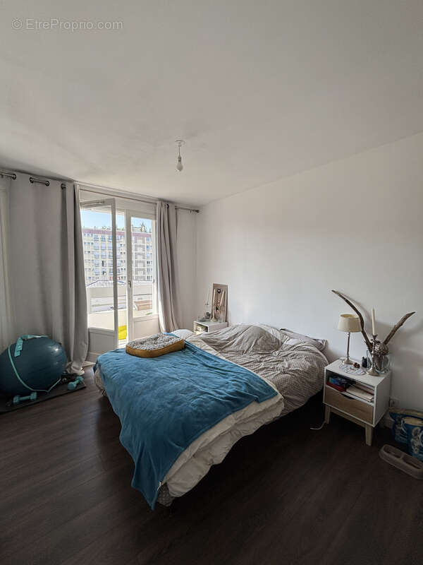 Appartement T2 entièrement rénové   Balcon plein sud   Centre-ville de Quimper à pied - photo 4