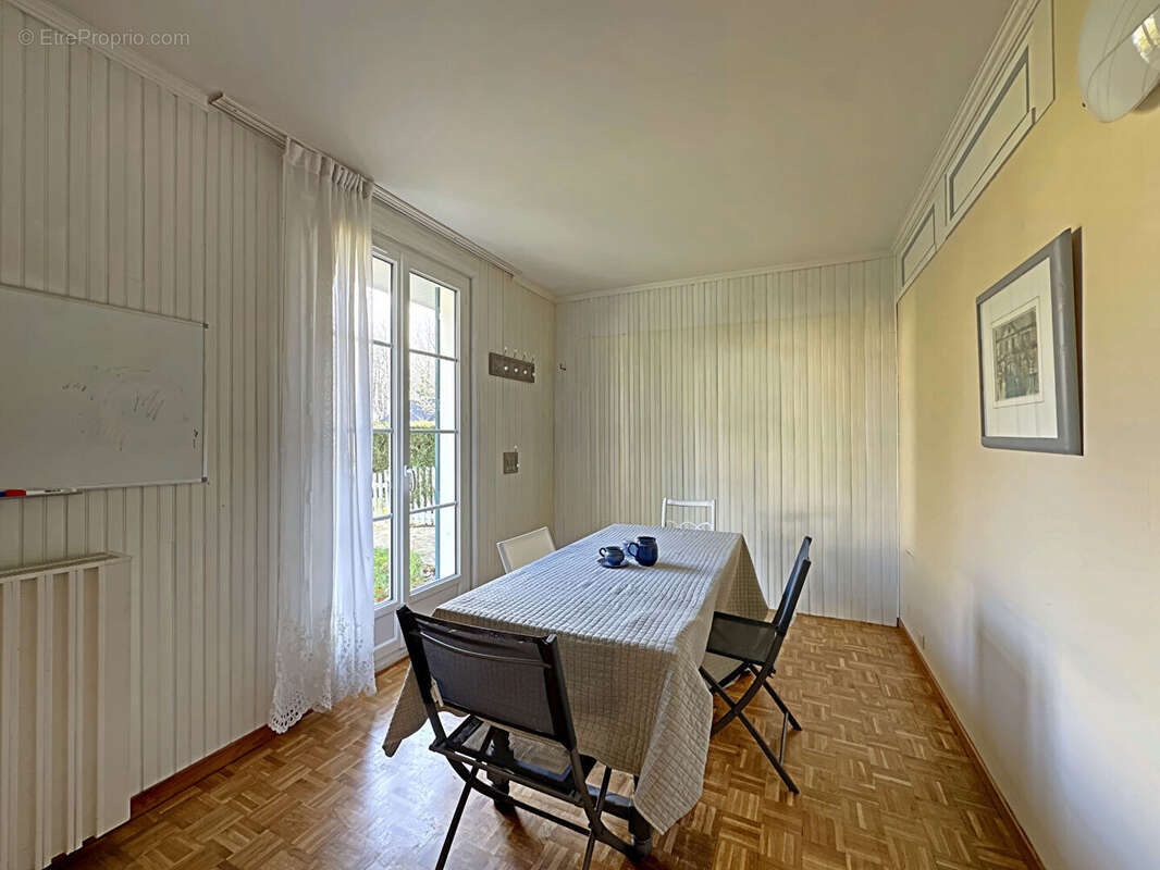 Maison à MAUREPAS