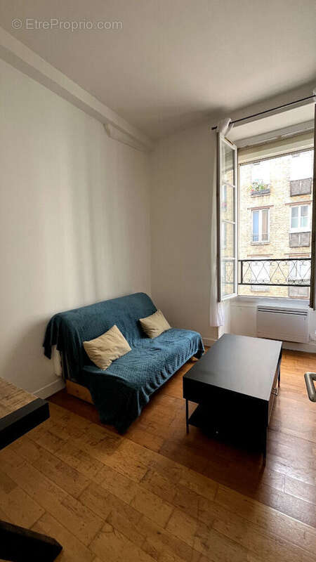 2 pièces plein de charme au coeur de la rue de Charenton - 31 m2 au sol - photo 4
