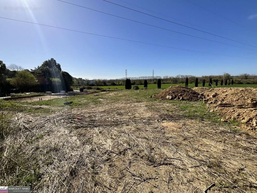 Terrain à BEZIERS