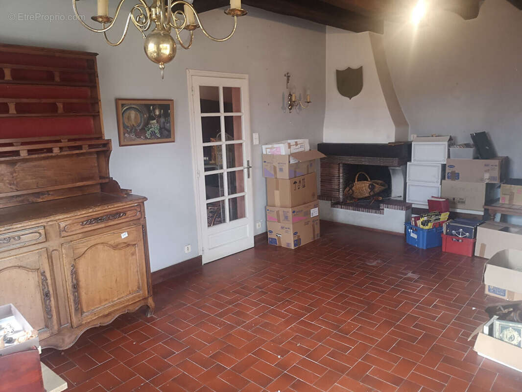 Maison à AIXE-SUR-VIENNE