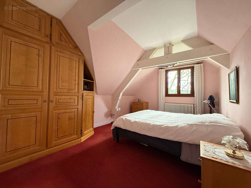 Maison à LONS-LE-SAUNIER