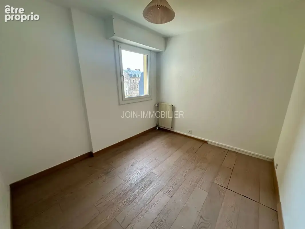 dieppe centre ville - Appartement F4 81,01 m²  avec ascenseur et balcon - photo 11