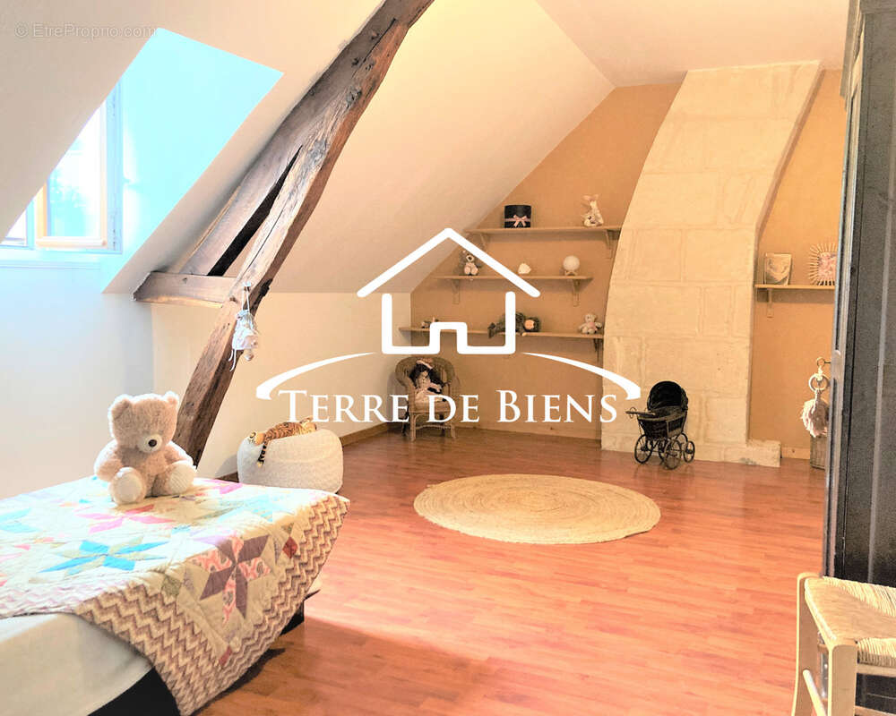 Maison à MONTIGNY-LENGRAIN