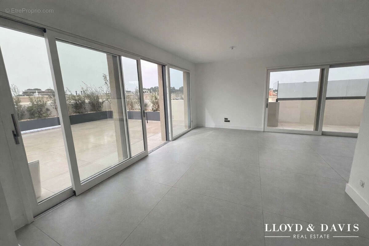 Appartement à CASTELNAU-LE-LEZ